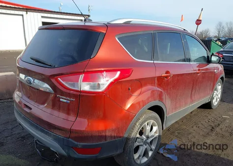 2015 Ford Escape Titanium из США, поврежденный, VIN 1FMCU9J92FUC87017
